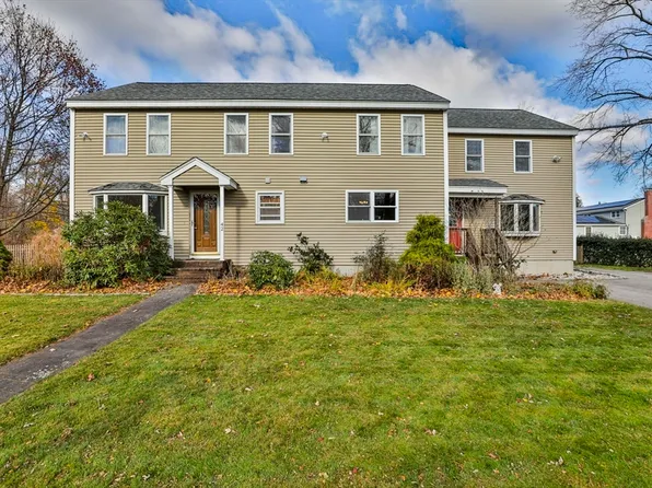 42 Ansonia Ave, Dracut, MA 01826