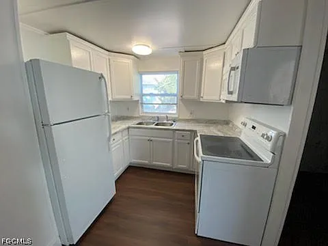 717 Burdick St — Photo 12