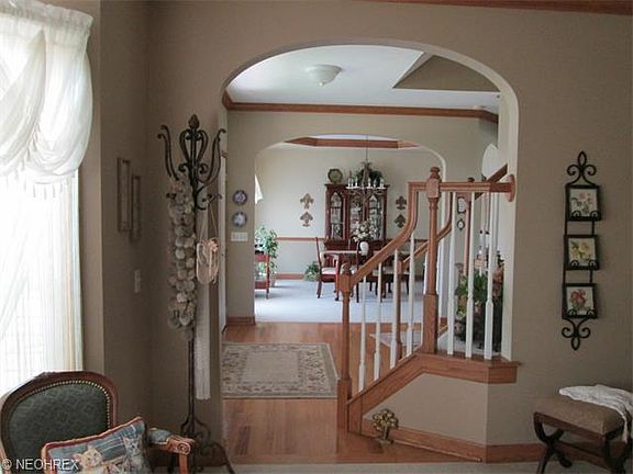 3rd image of 5457 Carriage Ln