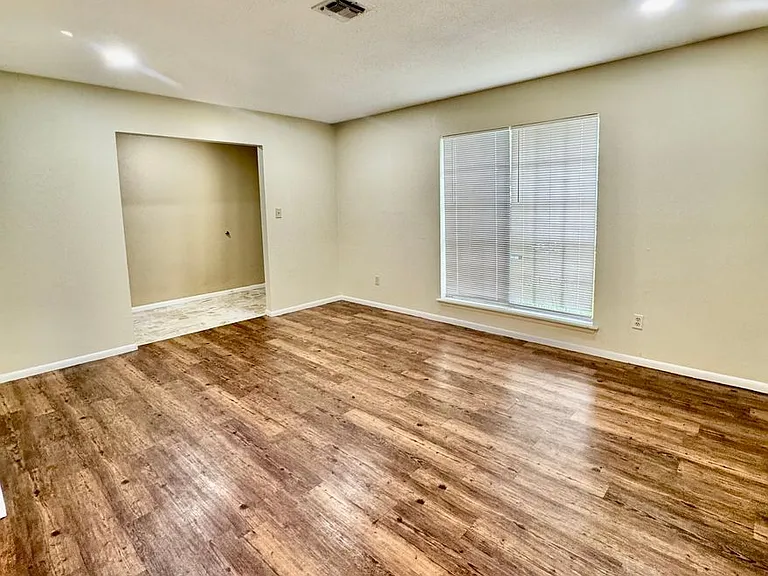 5122 Moultrie Dr — Photo 6