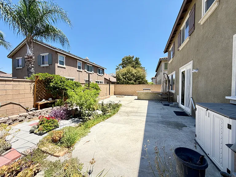12488 Celebration Dr — Photo 38