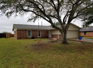 4802 Marlin Dr, Bay City, TX 77414