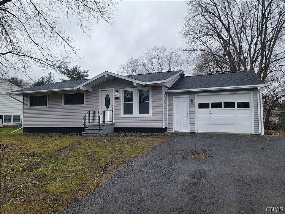 1st image of 402 Birchwood Blvd