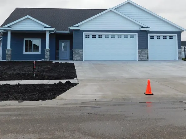 4742 41st St S, Prairie Rose, ND 58104