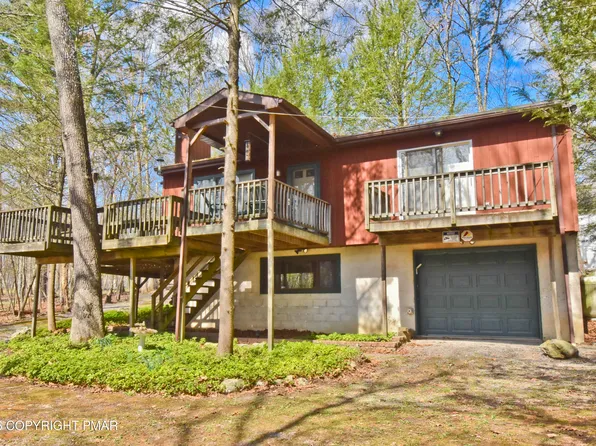 3430 Canterbury Cir, East Stroudsburg, PA 18302