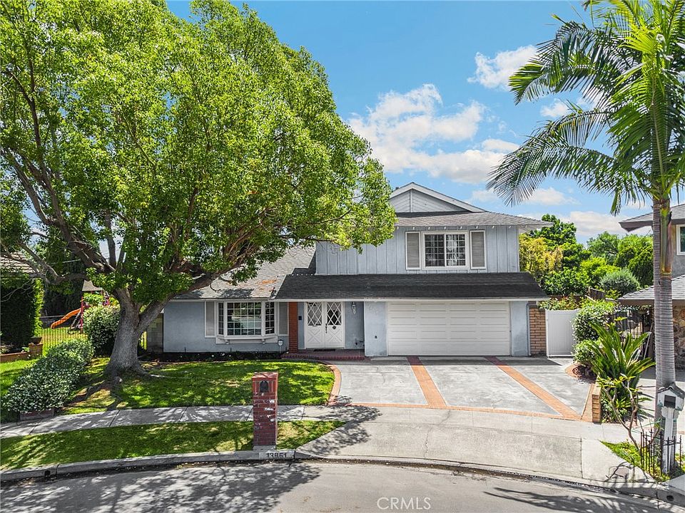 1st image of 13851 Malena Dr