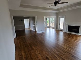 427 Old Mill Dr, Carrollton, GA 30117
