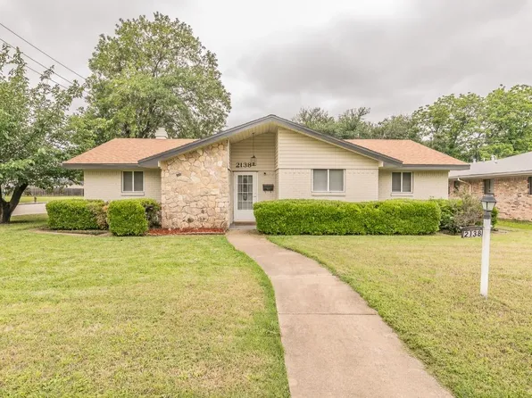 2138 Lemart St, Grand Prairie, TX 75051