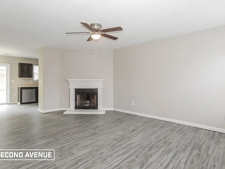 7019 Setters Way — Photo 3