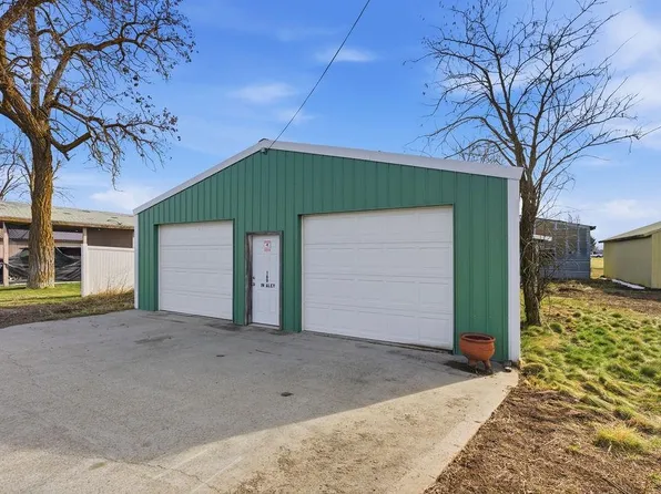 160 SW Creston Ave, Creston, WA 99117