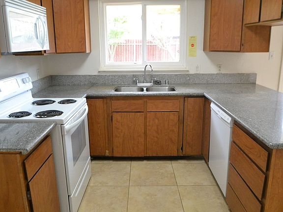 4th image of 8944 Talisman Dr