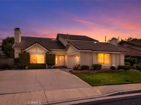 13792 Christian Barrett Dr, Moorpark, CA 93021