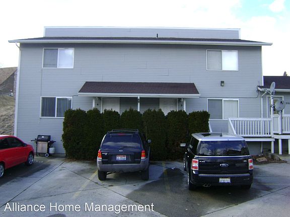 2nd image of 550 Deer Meadow Ct #4