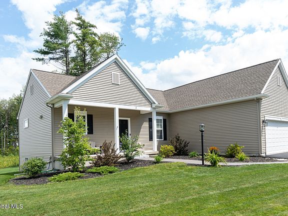 2nd image of 2 Winterberry Lane