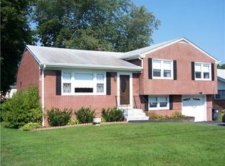 17 Stori Rd, Newburgh, NY 12550