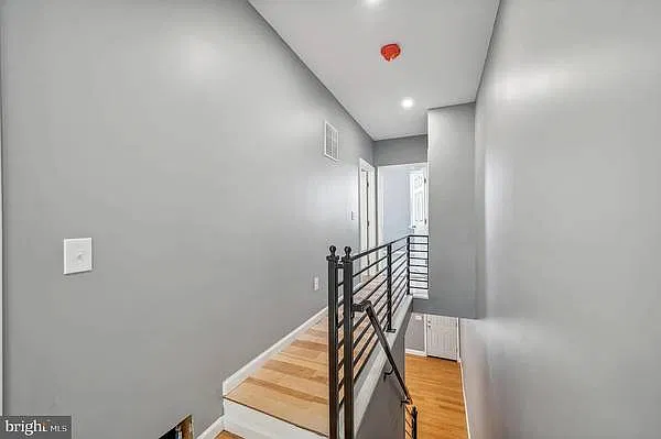 3 bed, 1600 sqft, $1,750 — Photo 2