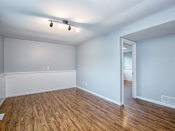 4th image of 9848 Grant Pl Floor 1