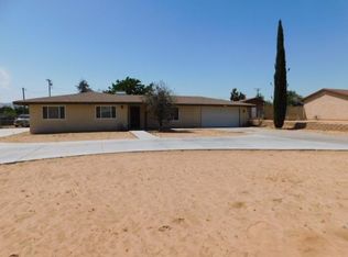 20595 Sitting Bull Rd, Apple Valley, CA 92308