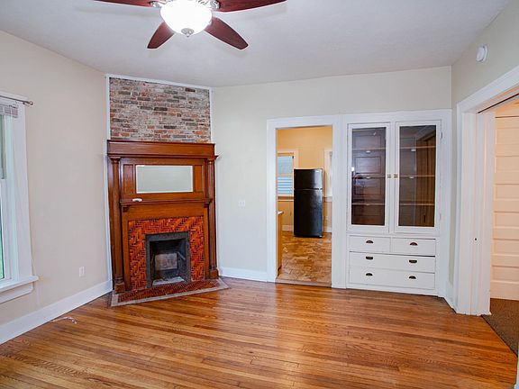 5th image of 4424 Franklin Blvd APT 1