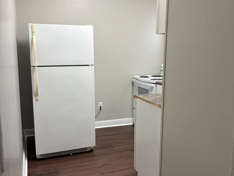 207 E Race St #42 — Photo 10