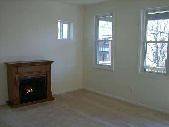 Living Room with gas fireplace
