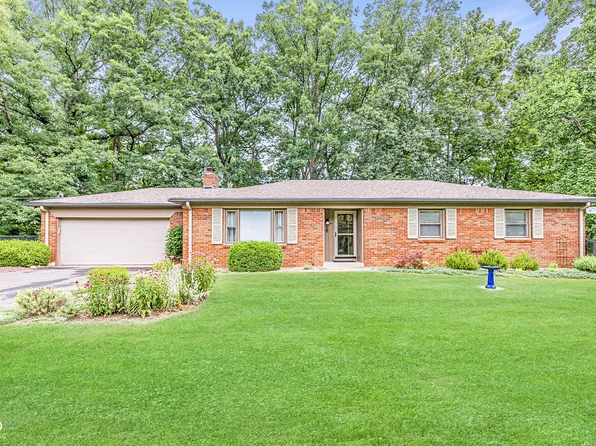 896 S Tall Oaks Dr E, Morgantown, IN 46160