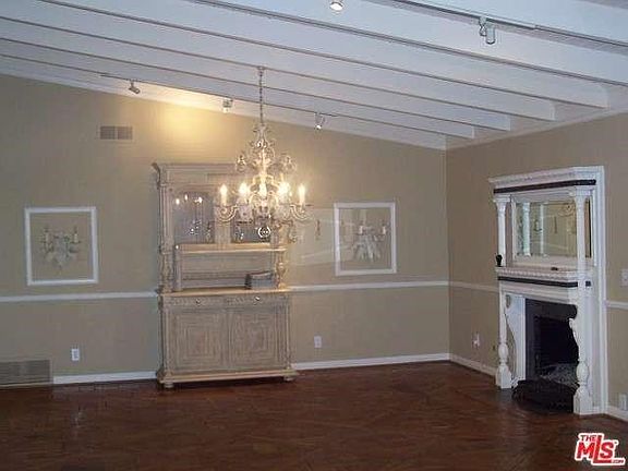 4th image of 4615 Mirador Pl