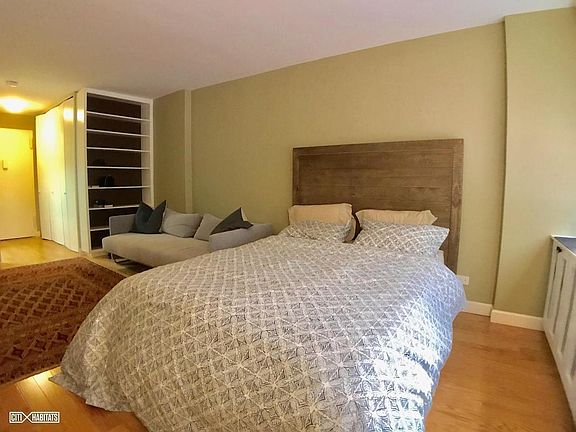 5th image of 153 E 57th St APT 2K
