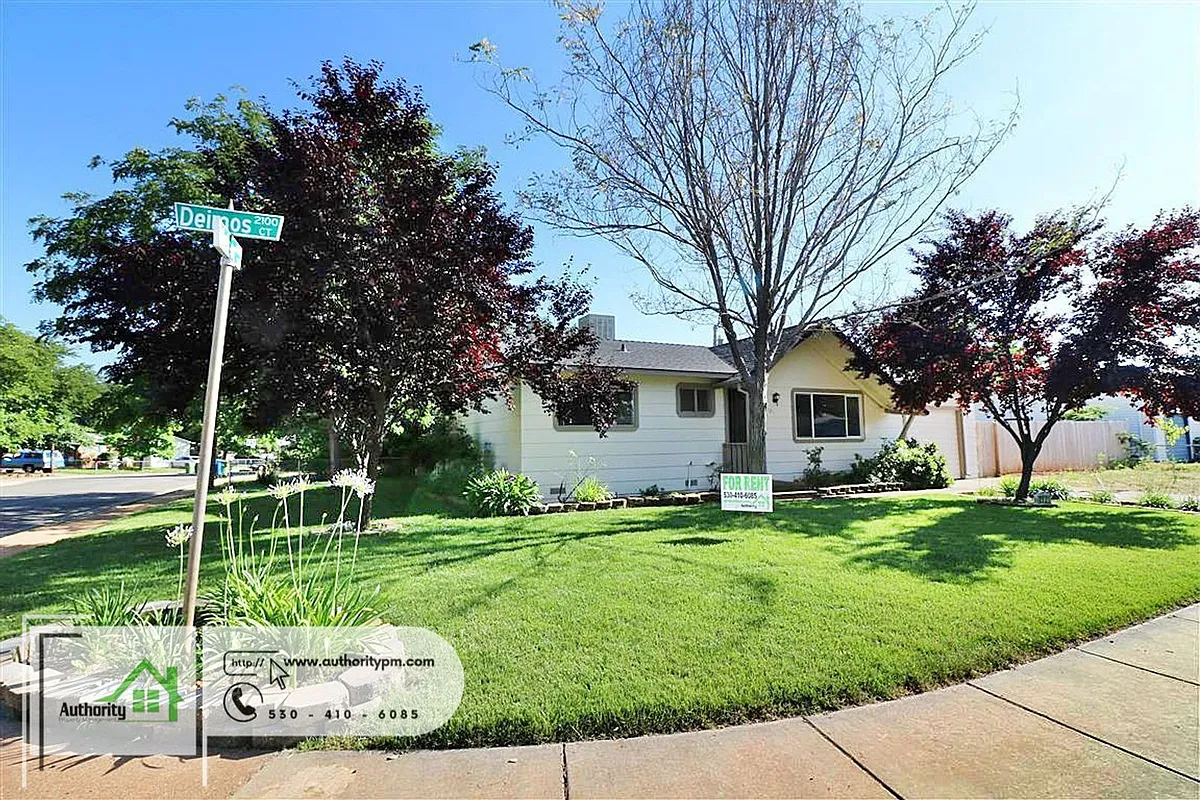 Building Photo - 2121 Deimos Ct