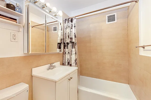 Sold by Corcoran | media 6