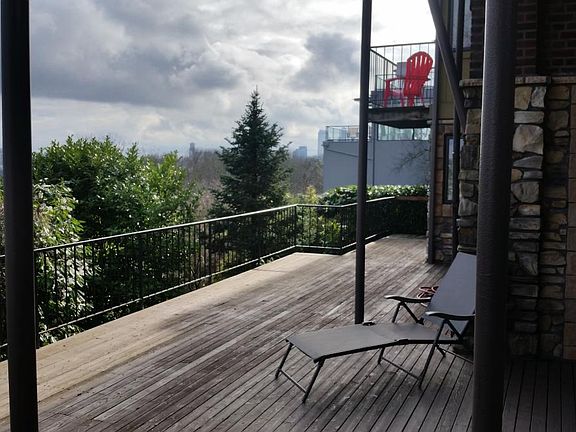 4th image of 2024 Taylor Ave N #1