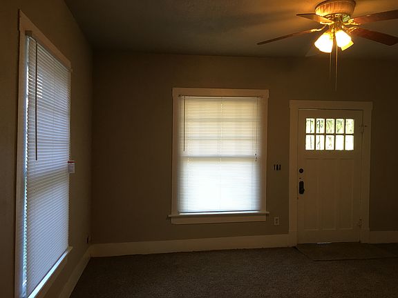 4th image of 410 Merchant St