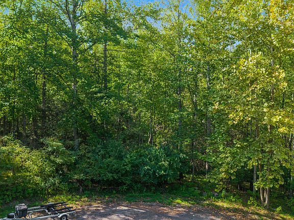 5th image of 0 Hickory Pl