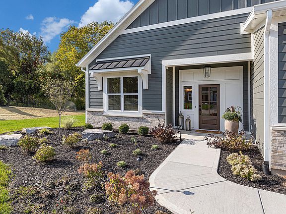 3rd image of 2347 Ada Valley Dr
