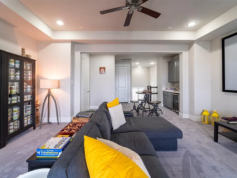 4008 Barnes St — Photo 35