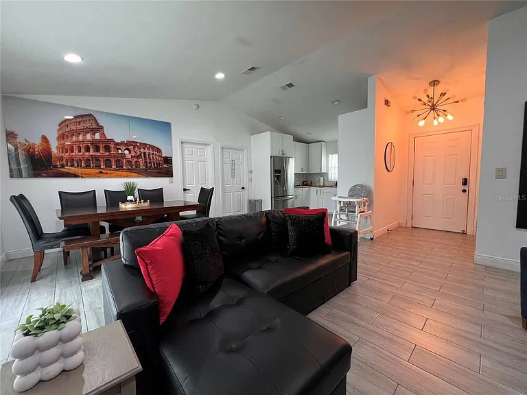 638 Baldwin Dr — Photo 5