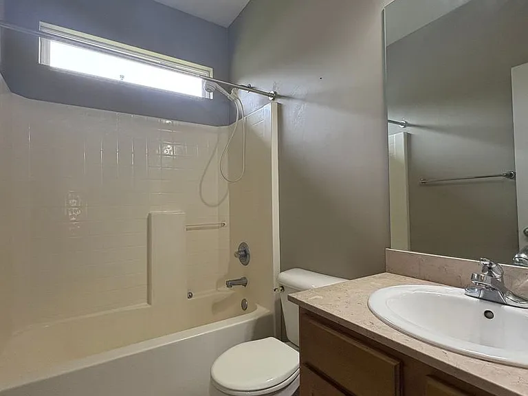5287 Promenade Dr — Photo 8
