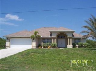 1026 SW 11th Pl, Cape Coral, FL 33991