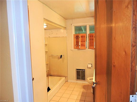 3rd image of 16255 Park Way