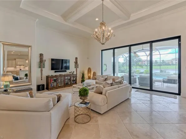 9683 Lipari Ct, Naples, FL 34113