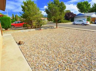 3829 Espejo St NE, Albuquerque, NM 87111