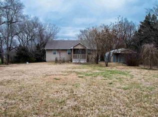 810 S Meridian Ave, Valley Center, KS 67147
