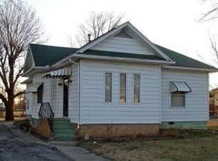 2013 W 4th St, Pittsburg, KS 66762