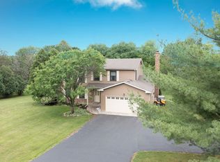 3921 Wilderness Rdg, Crystal Lake, IL 60012