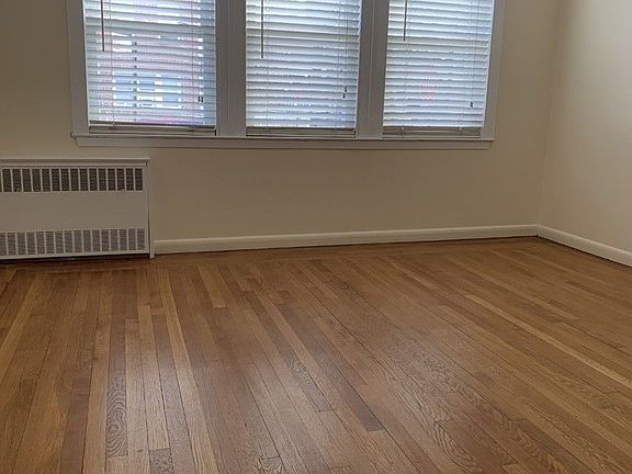 4th image of 2134 29th Ave