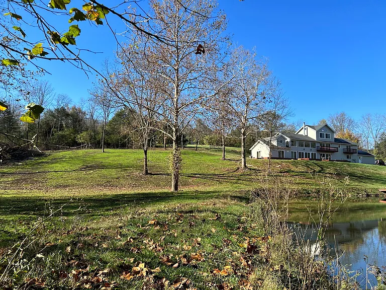 Cedarcreek Ln — Photo 49