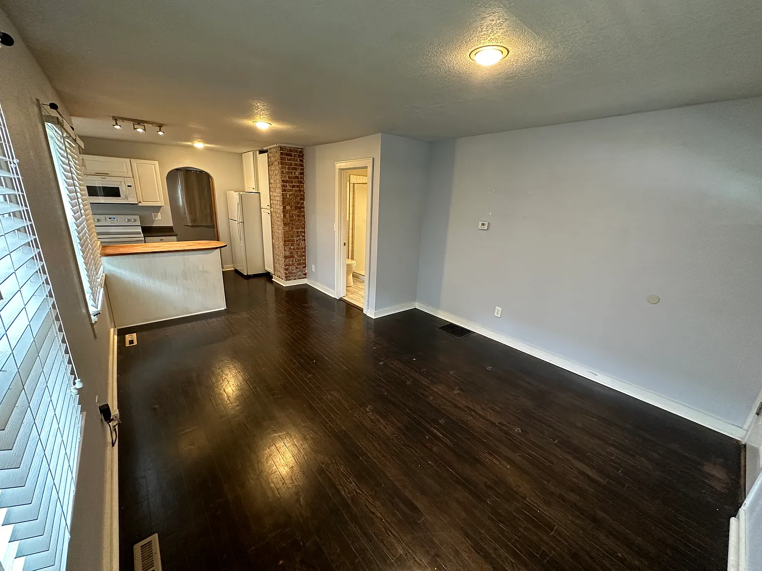 1 bed, 500 sqft, $1,095 — Photo 2