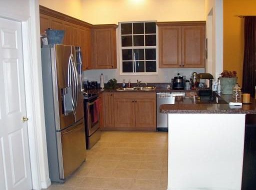 2nd image of 505 68th Ave W