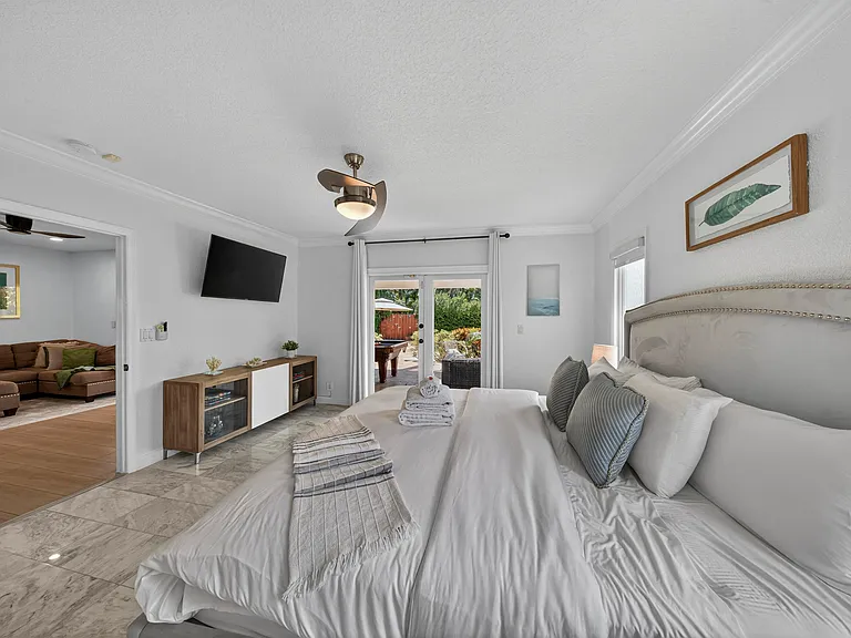 510 NE 8th Ave — Photo 16