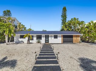 431 Avenida De Mayo, Sarasota, FL 34242